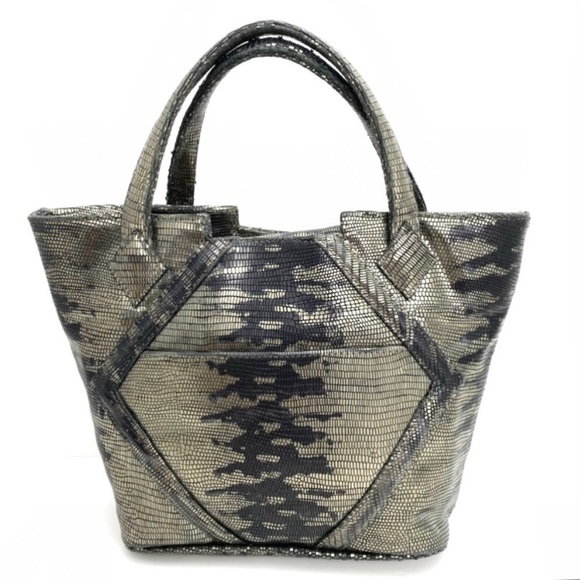 Kelly Wynne Exotic Leather Cheers To Me Mini Tote Bag in Black Metallic